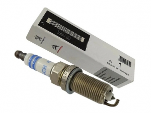 Свеча зажигания FR8SPP332 Peugeot на Peugeot 407/607/406 3.0L