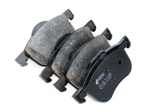 Тормозные колодки передние Remsa на Volvo S60/S80/V70